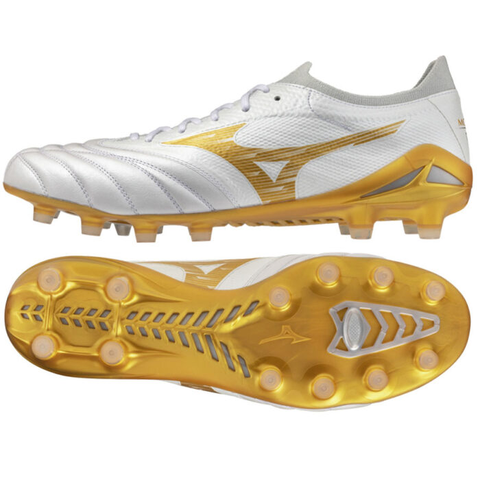 Białe profesjonalne buty piłkarskie Mizuno Morelia Neo IV Elite FG z japońskiej skóry.