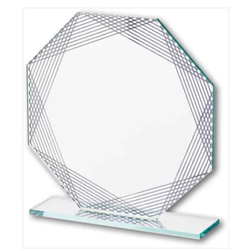 Nowoczesna statuetka szklana GS811 o grubości 6 mm z unikalnym szlifem fasetowym na krawędziach, dostępna w trzech wysokościach: 170, 190 i 220 mm.